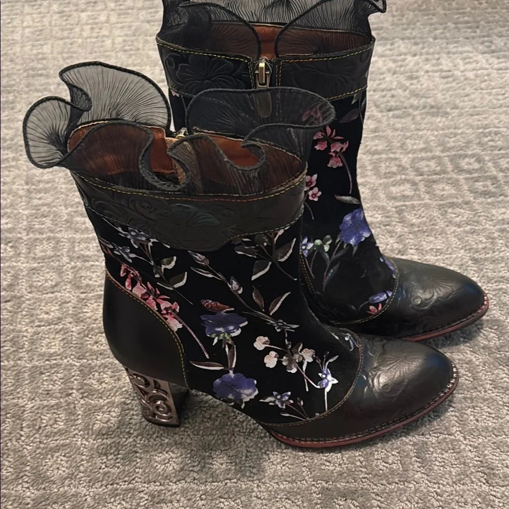 GUC L'ARTISTE Gaga Mid-Calf Leather Boots in Black & Multicolor size 39 - Picture 11 of 12